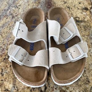 Birkenstock women Cream Sandals
